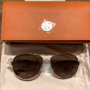 Tory Burch Small Metal Aviator